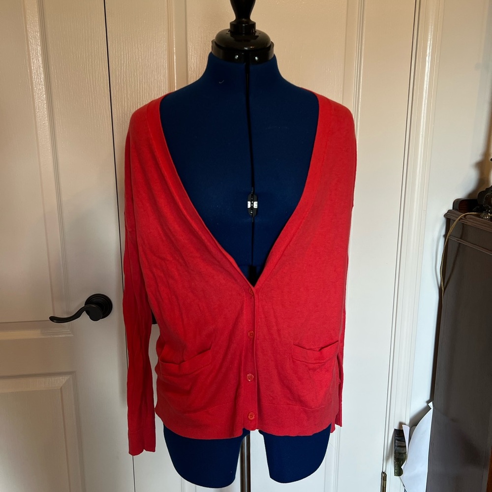 RED CARDIGAN ✨ Gap Orange/Red V-Neck Cardigan Size Extra Small (XS)